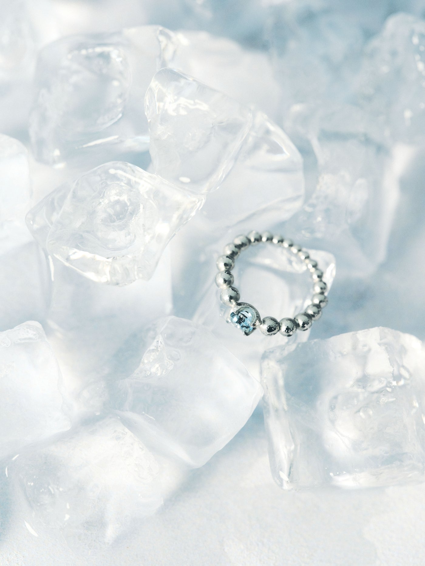 18K Gold Round-Cut Aquamarine Solid Bead Ring (Dispatched within 30 days of purchase)